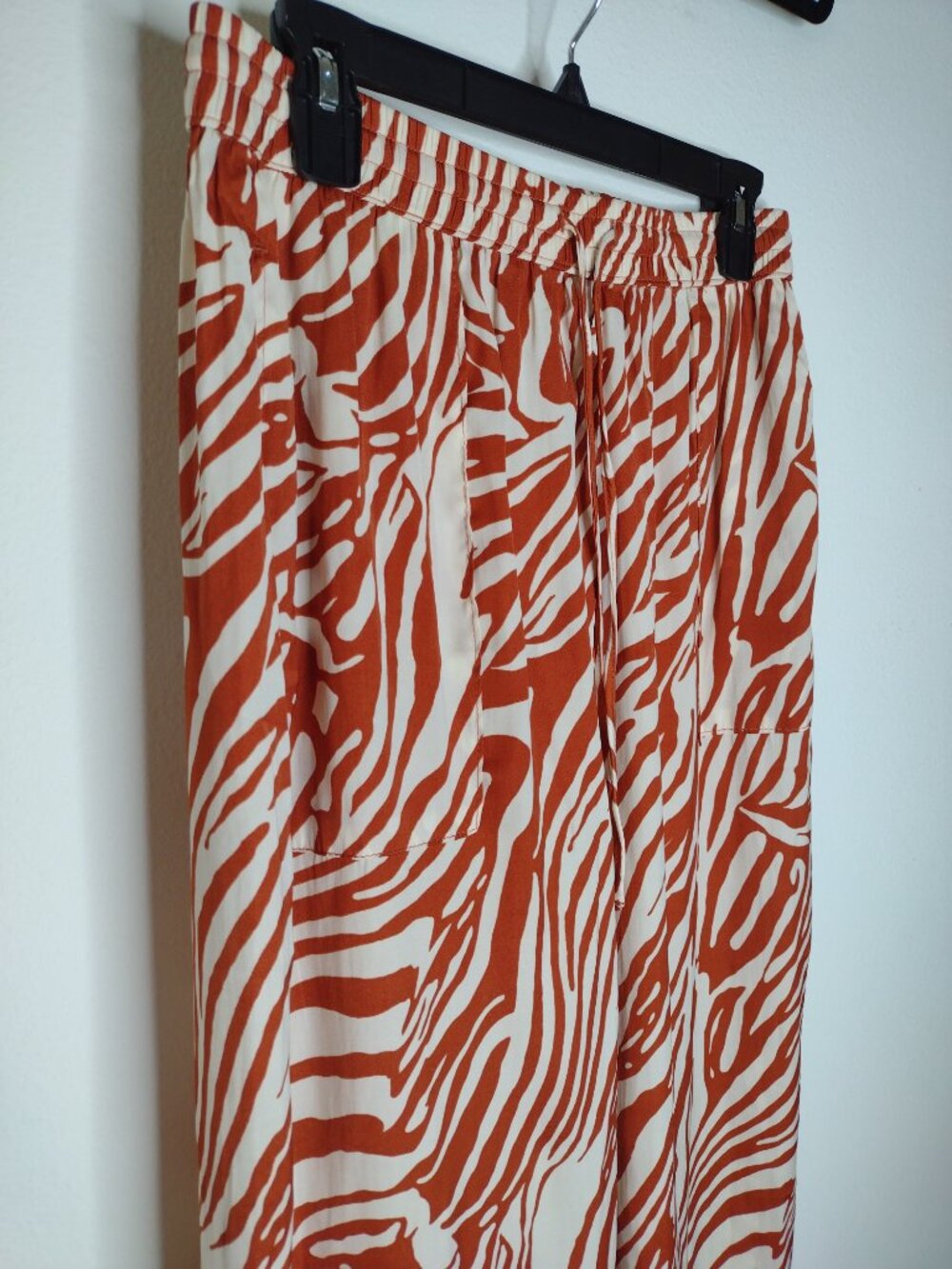 NWT Joie Women's Rust/Cream/Wide Leg Pants Size Medium - Picture 2 of 10